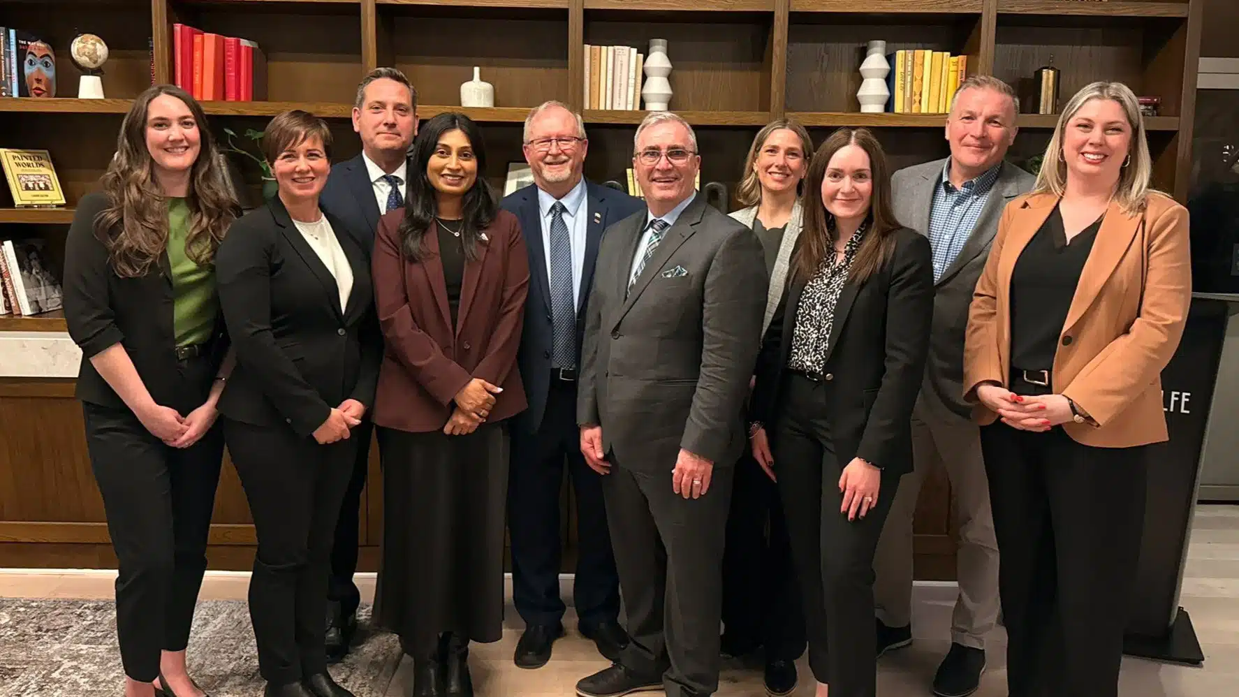 Manitoba Advantage Group Photo crop-2 Group Photo at Manitoba reception in Ottawa